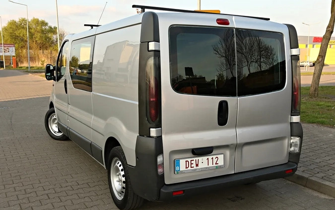 Renault Trafic cena 27900 przebieg: 260000, rok produkcji 2004 z Gostynin małe 667